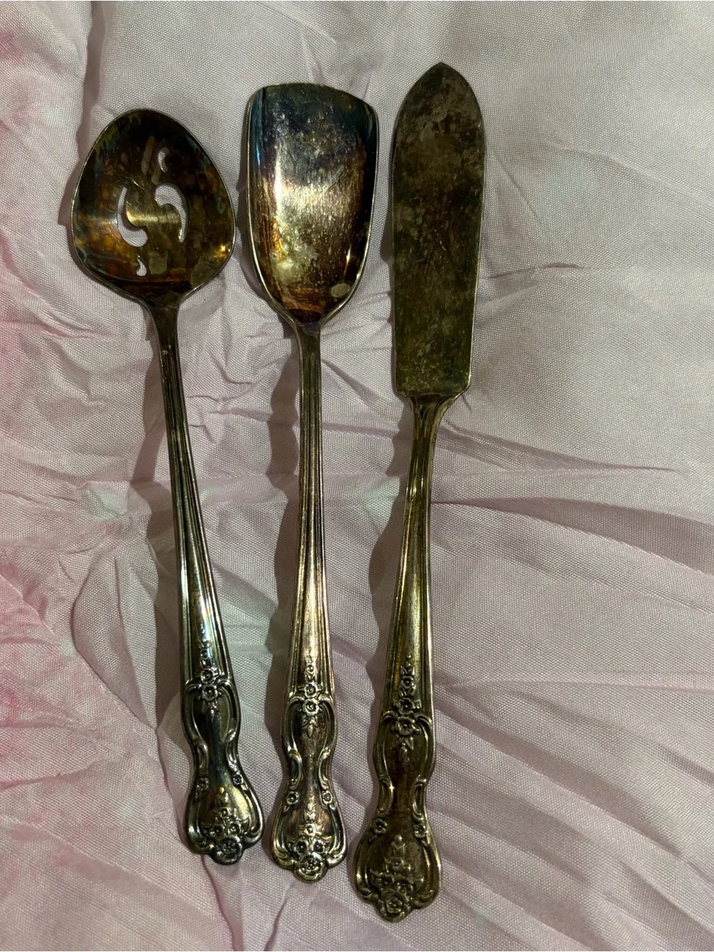 Vintage WMRogers mfg Co- Serving Spoon, Spreader & Turner Set - Silver